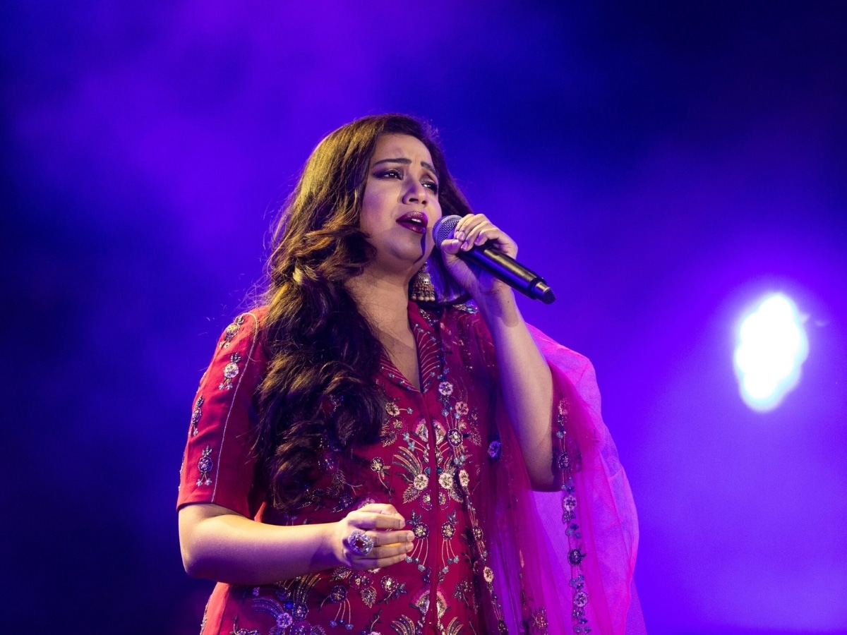 Shreya Ghoshal live performance